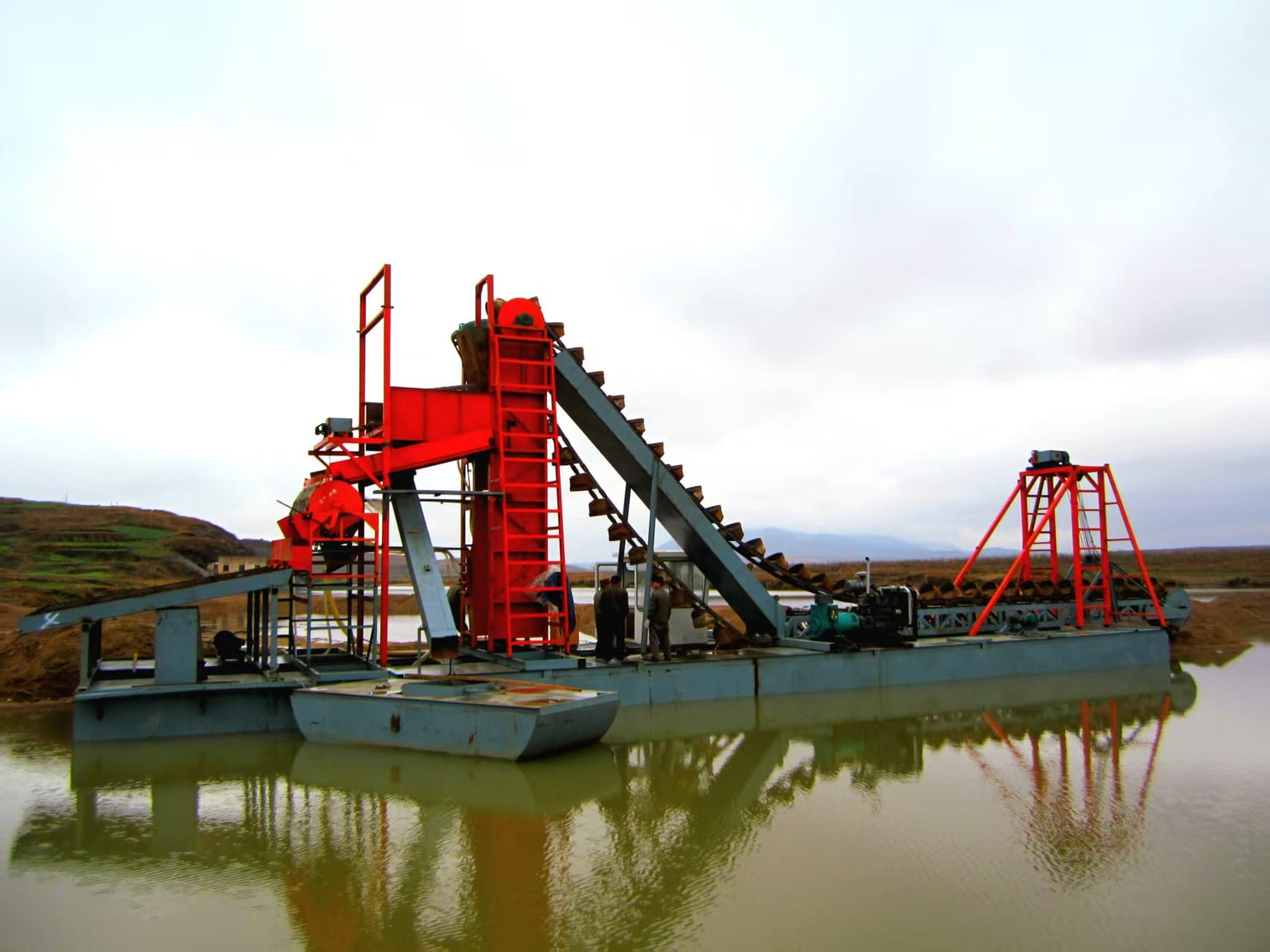 Bucket-Chain Sand Dredger