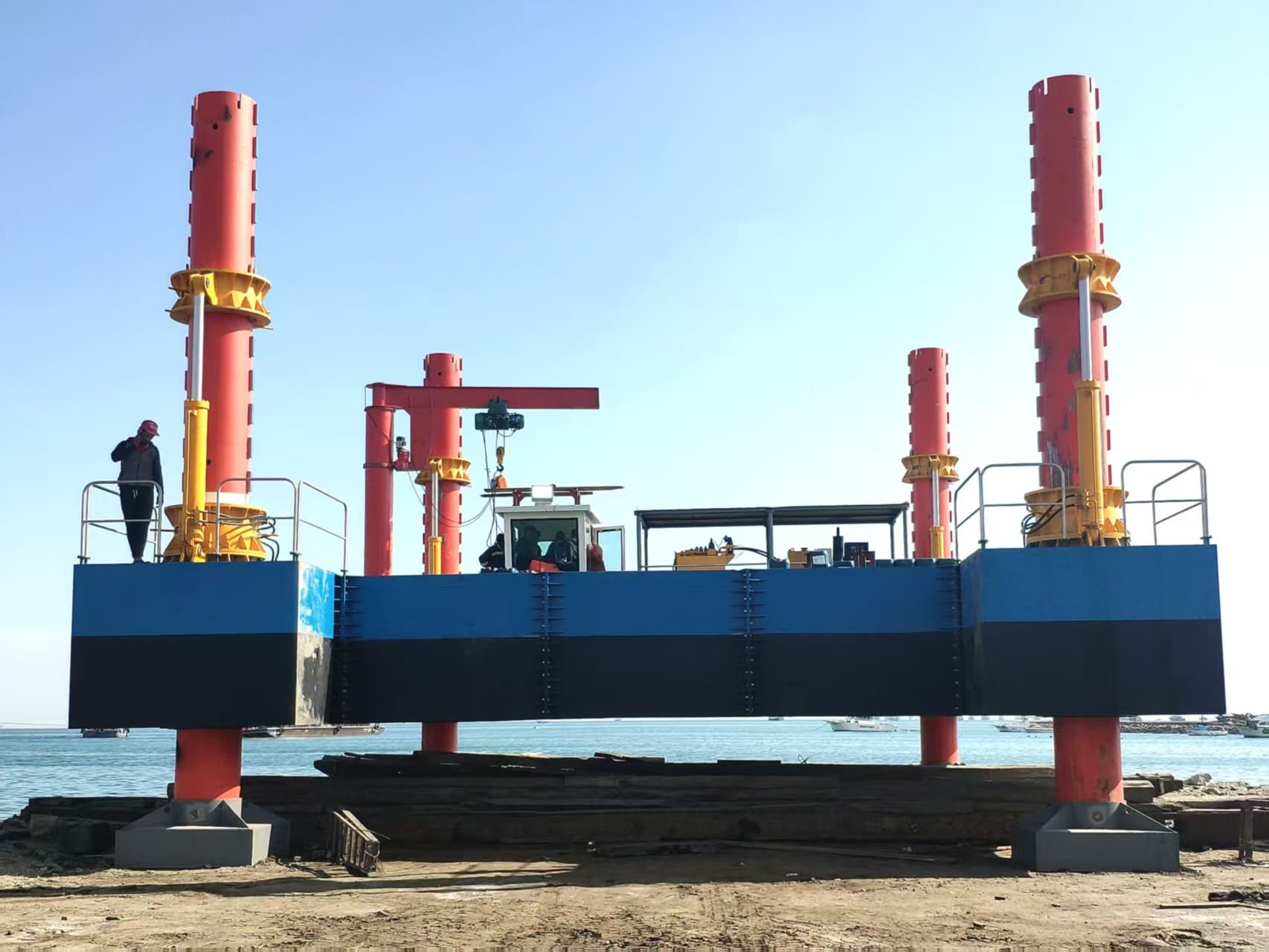Jack-Up Spud Platform
